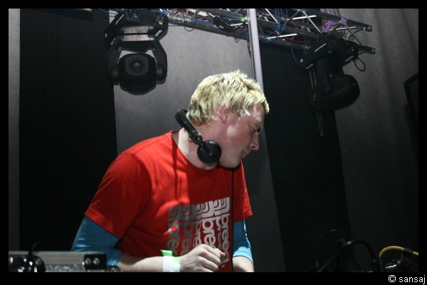 Emotion077.jpg
